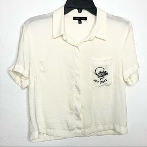 Cream Skull Pocket Top